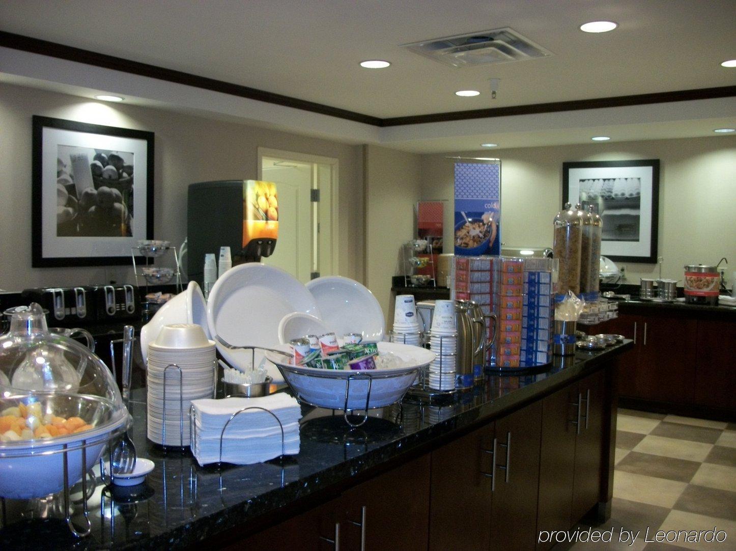 Hampton Hotel